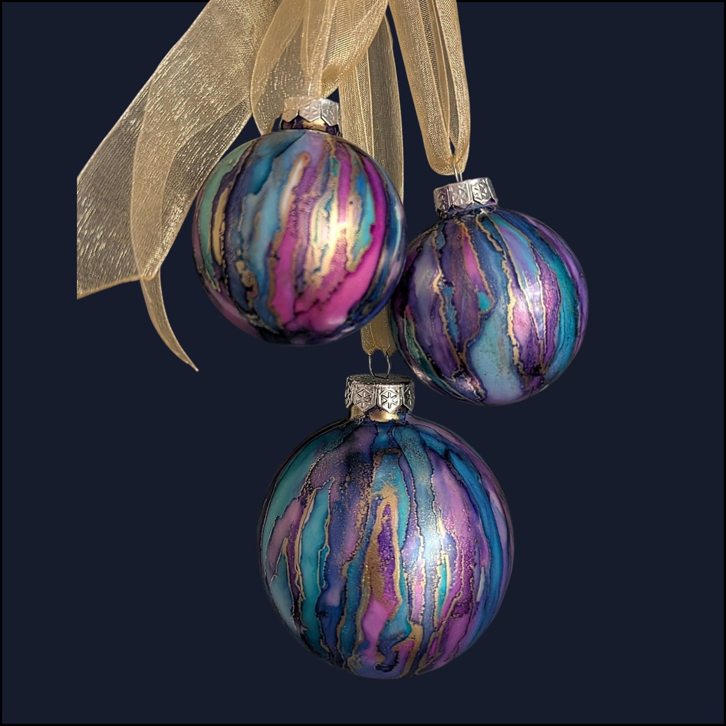 Alcohol Ink Glass Bauble Workshop